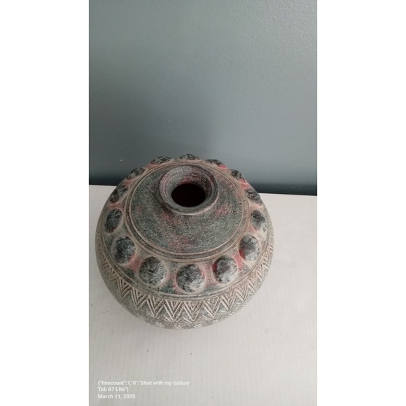 Etched Ceramic Vase Decorative Accent Vase Home Decor Unique Design - Picture 3 of 6